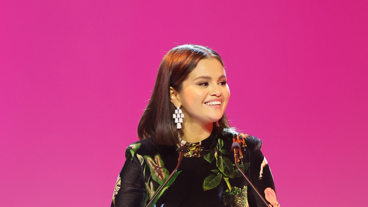 Selena Gomez Announces Social Media Break Due to 'Violence and Terror